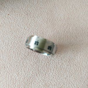 (LAST CHANCE - 10/$15)FASHION STAINLESS STEEL RING, SIZE 5
